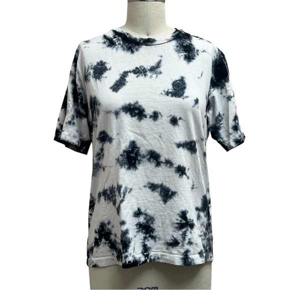 No Boundaries Tops - No Boundaries Tie-Dye Single Stitch Short Sleeve Over Sized T-Shirt